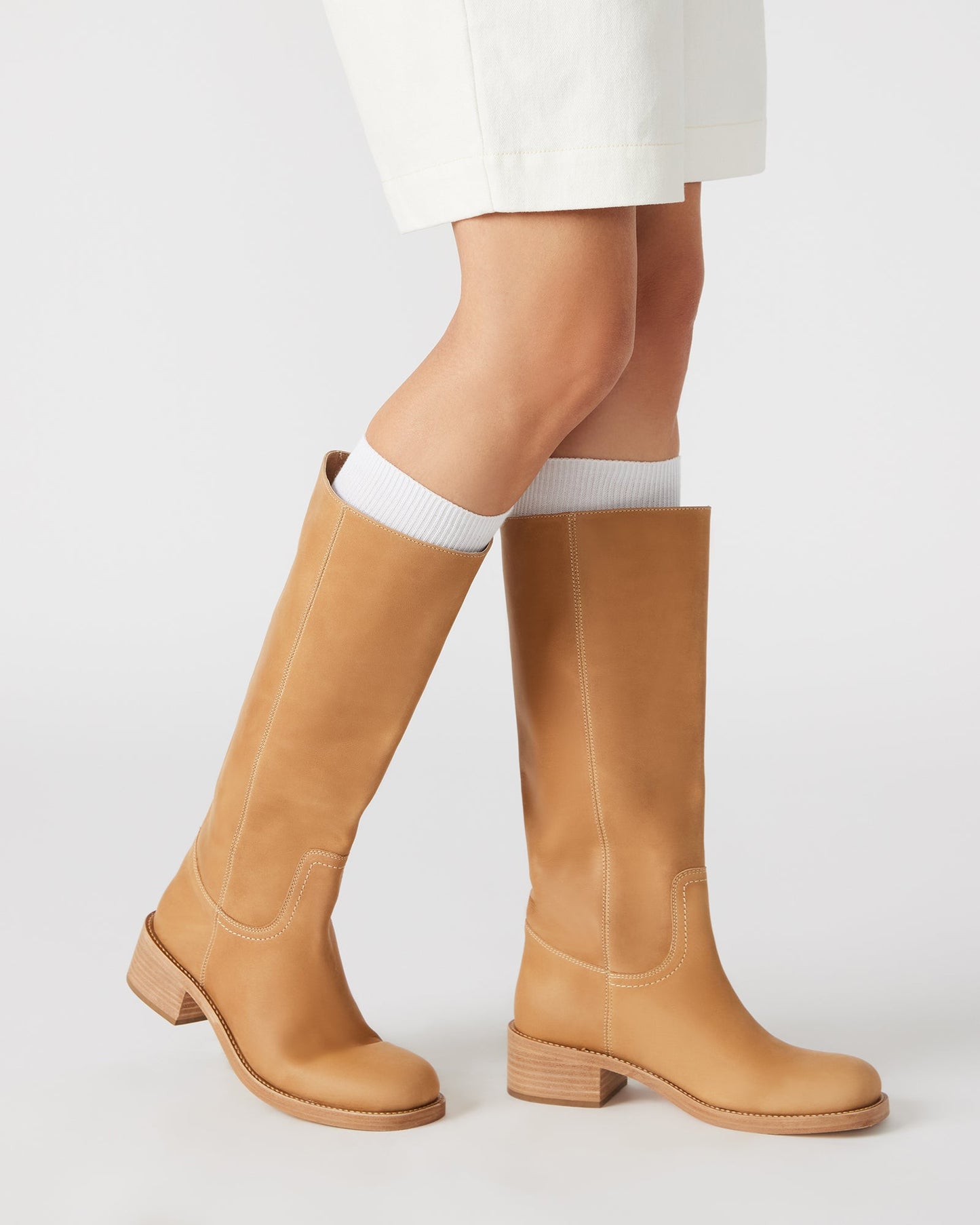 RIGGS TAUPE NUBUCK
