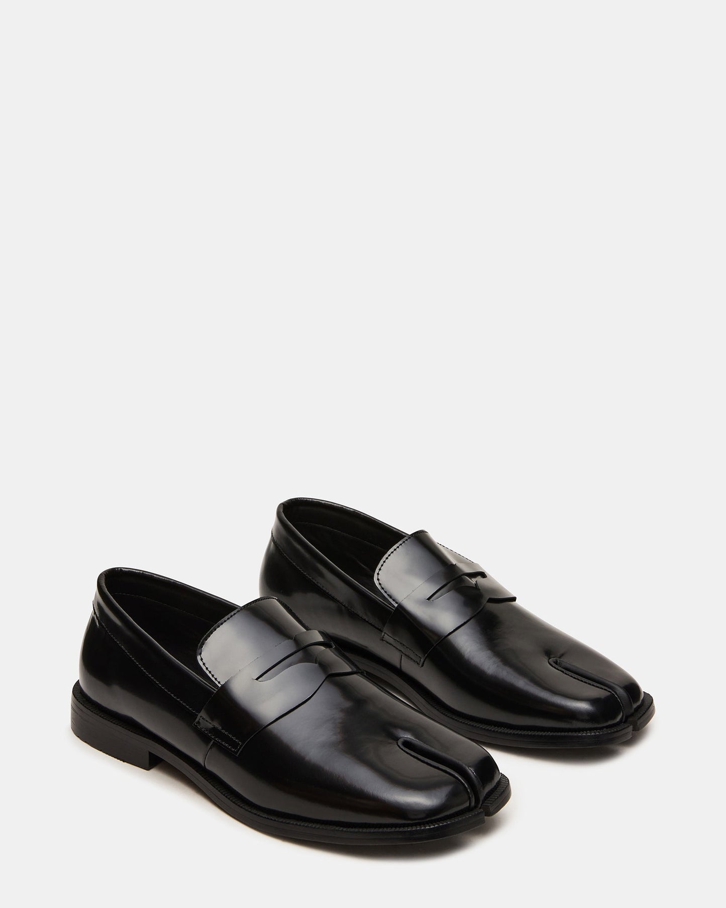 COSMIN Black Box Tabi Split-Toe Men's Loafer | Steve Madden