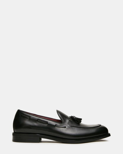 EZZO Black Leather Tassel Boat Slip-On Men's Loafer | Steve Madden