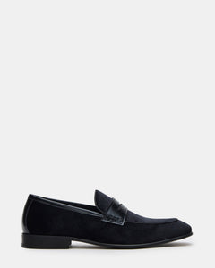 BLACK VELVET