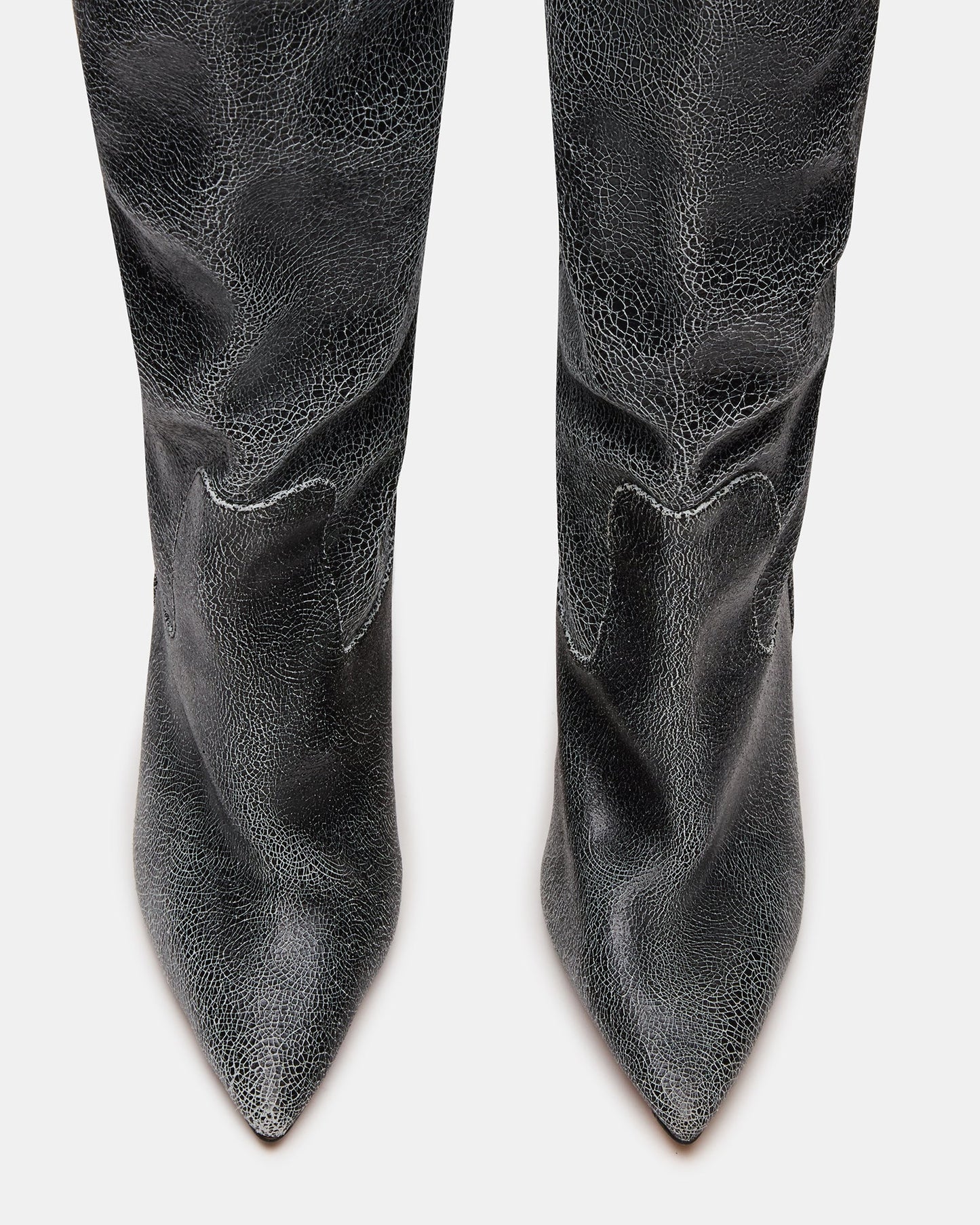 BADDIE BLACK DISTRESSED
