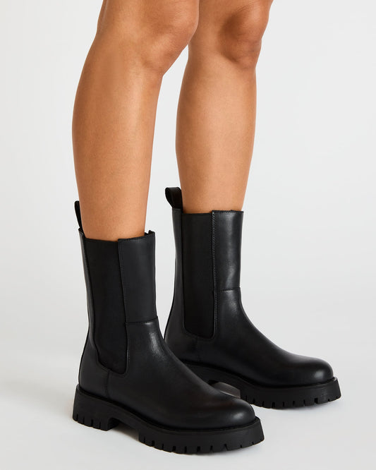 LOWA BLACK LEATHER