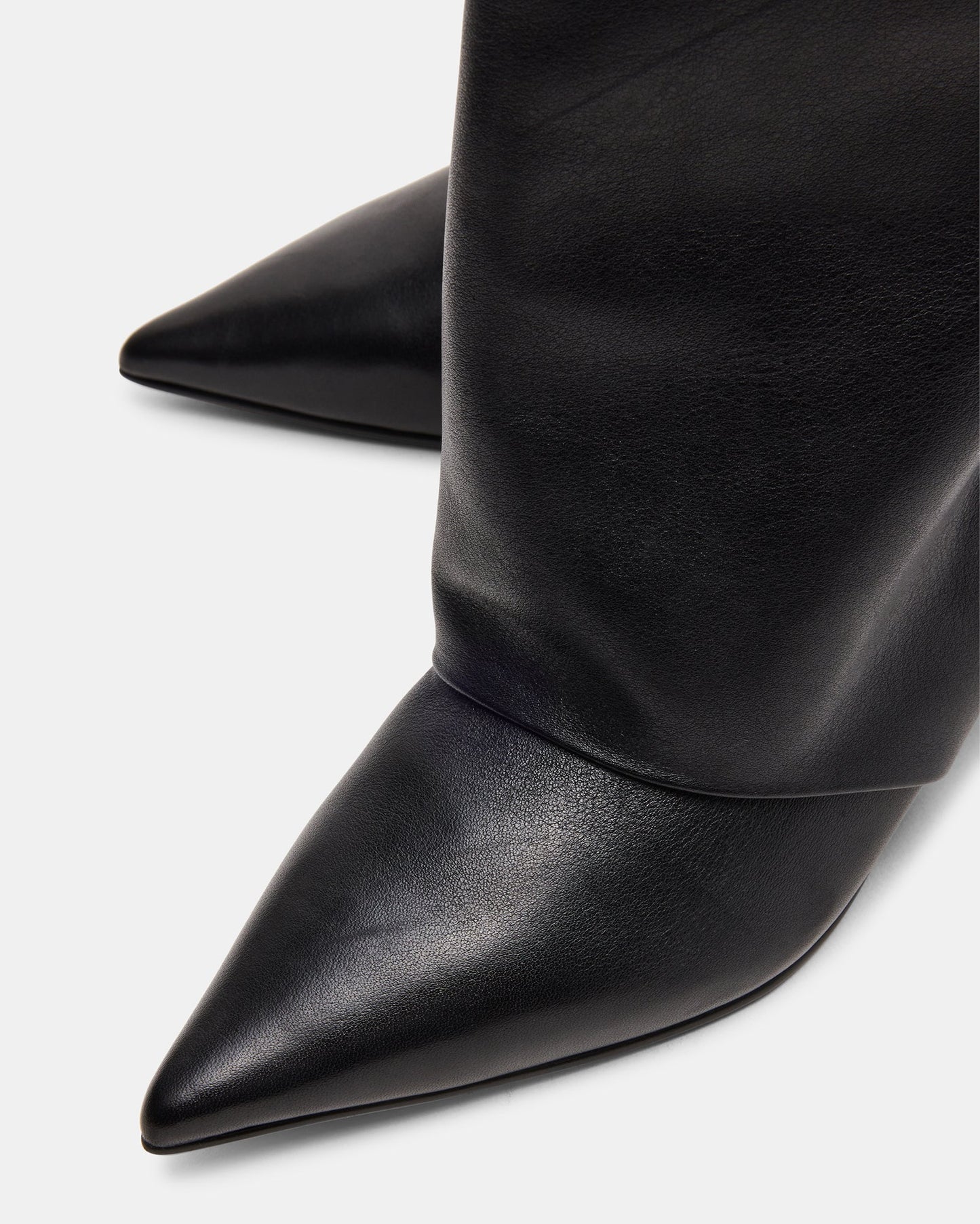 LUCA BLACK LEATHER