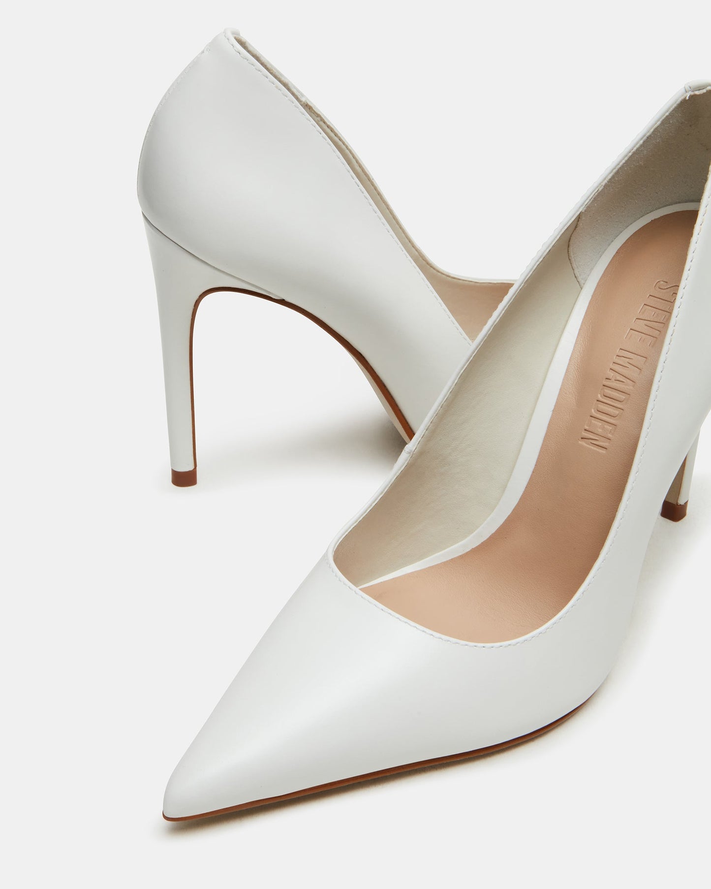 NOIR WHITE LEATHER