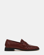 RONIE Mahogany Leather Scrunched Women's Loafer | Steve Madden