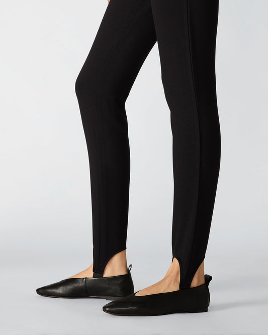 SWANKY BLACK LEATHER