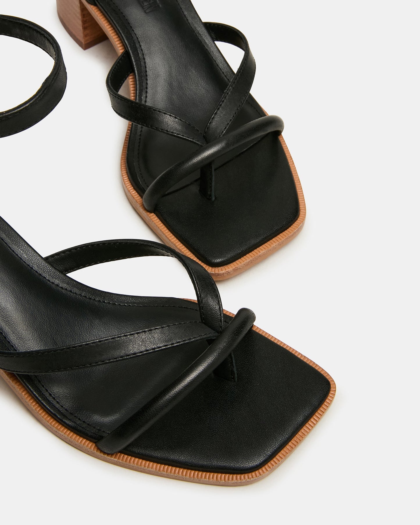 TILLY BLACK LEATHER